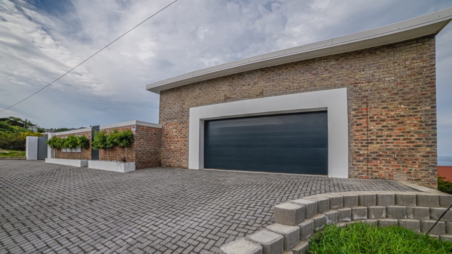 3 Bedroom Property for Sale in Dana Bay Western Cape